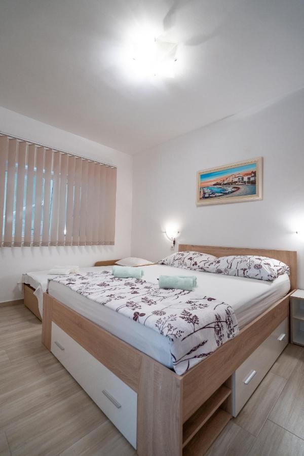 Apartman Ana Novi Vinodolski Kültér fotó